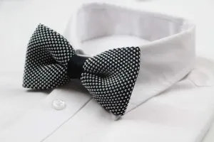 Mens Black & White Cross-Hatched Knitted Bow Tie