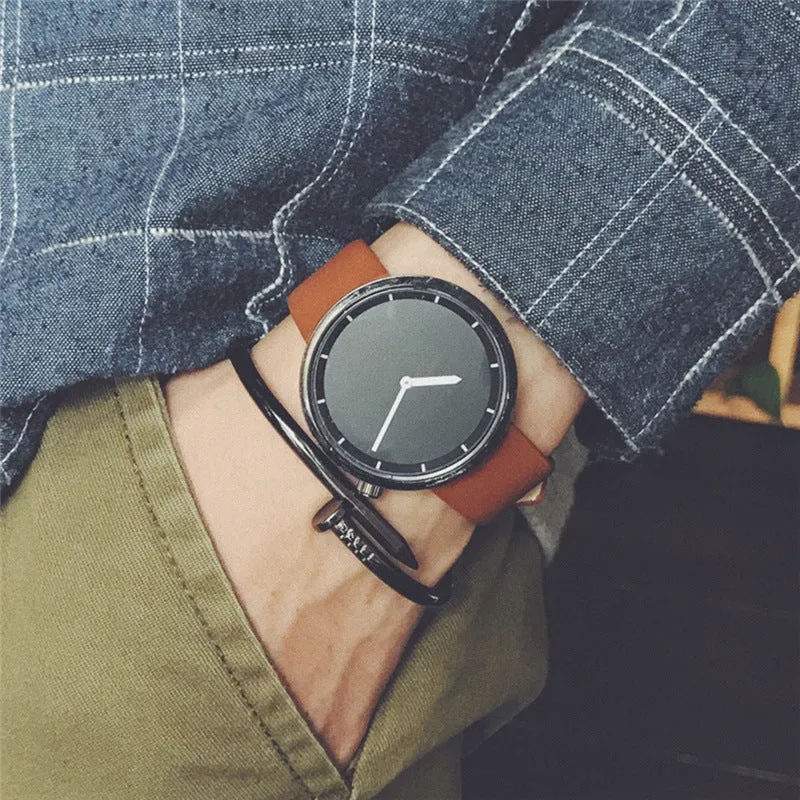 New Mens minimalist wristwatch