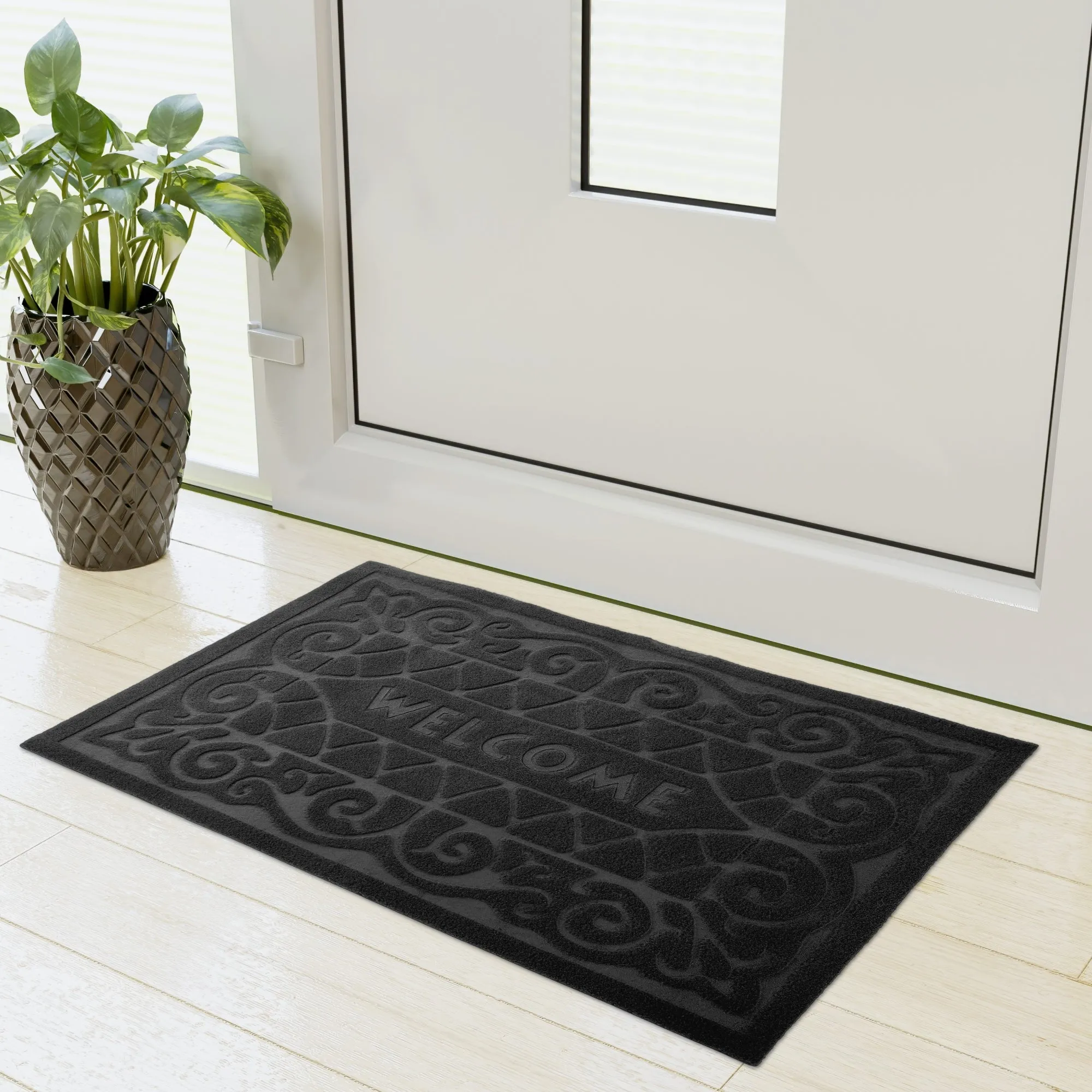 Welcome Easy Care Absorbent Door Mat in Black