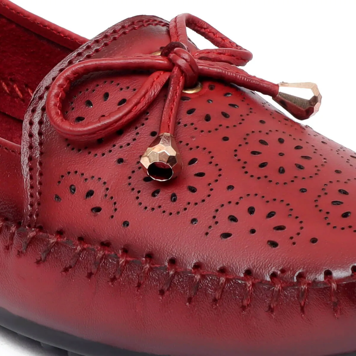 Zebra - Casual Leather Brogue Shoes for Women with Floral Pattern